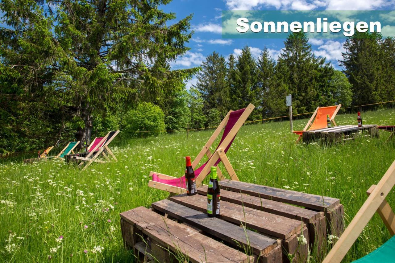 Wohlfühl-Ferienwohnung 80 qm, 8 Personen, Aussicht&Heimkino Todtnau Exterior foto