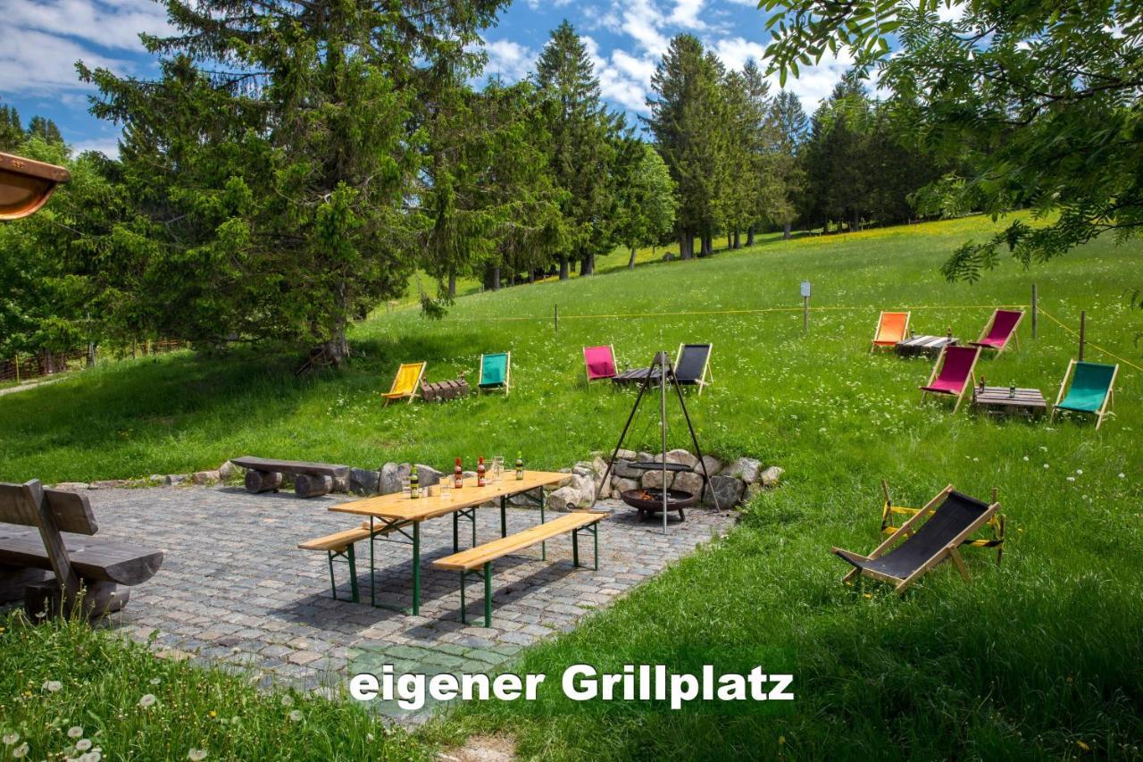 Wohlfühl-Ferienwohnung 80 qm, 8 Personen, Aussicht&Heimkino Todtnau Exterior foto
